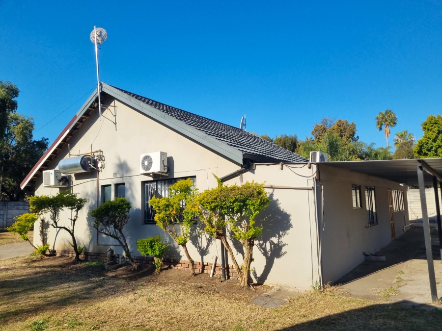 3 Bedroom Property for Sale in Brits North West